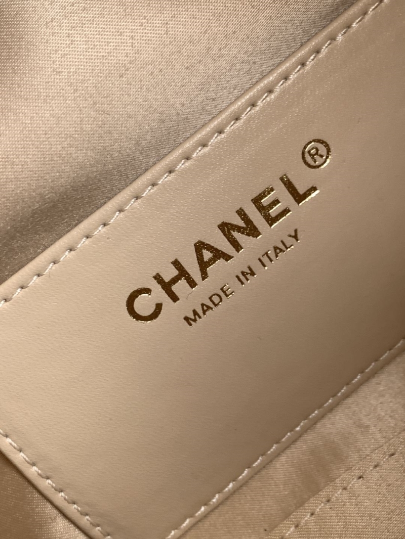 Ch**el 25c hobo bags